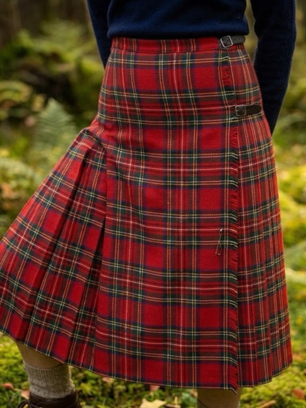 Scottish Classic Red Tartan Wrap Skirt Wool Plaid Buckle & Pin 1980s Punk 80’s